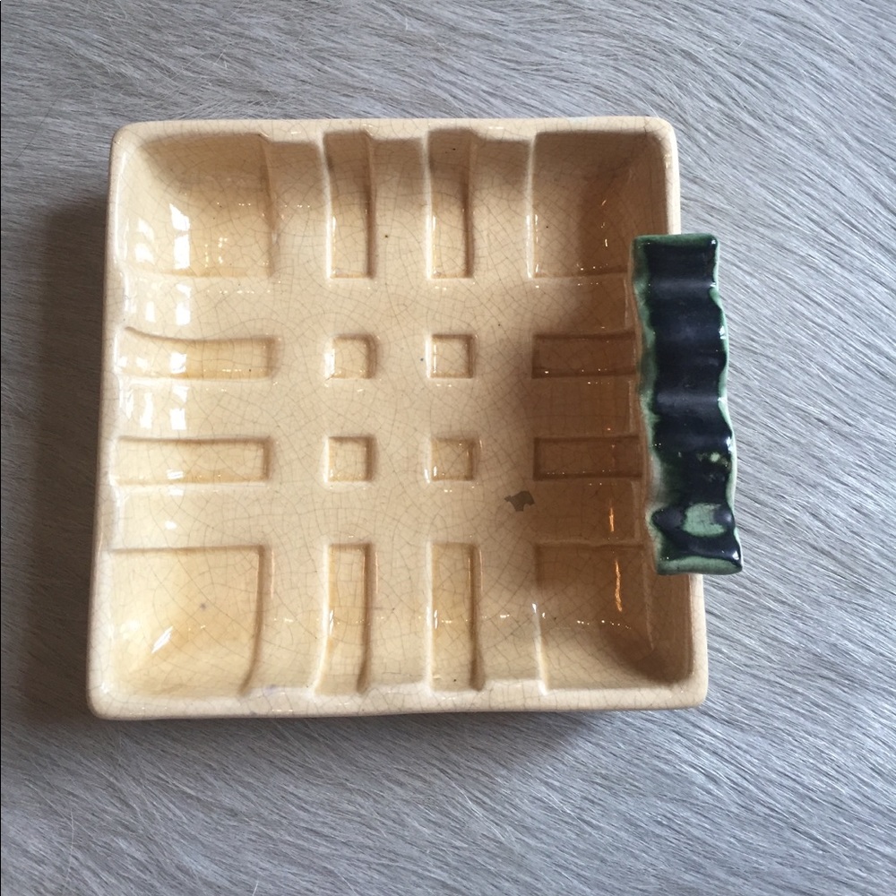 Vintage Ash Tray/ Candy Dish from RHONY’s Carole Radziwill